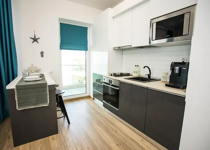 Sea Gem 2 - New, Stunning Views, And 200m To *