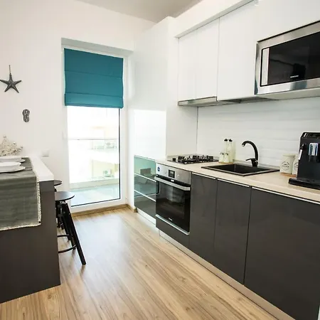 Sea Gem 2 - New, Stunning Views, And 200m To *