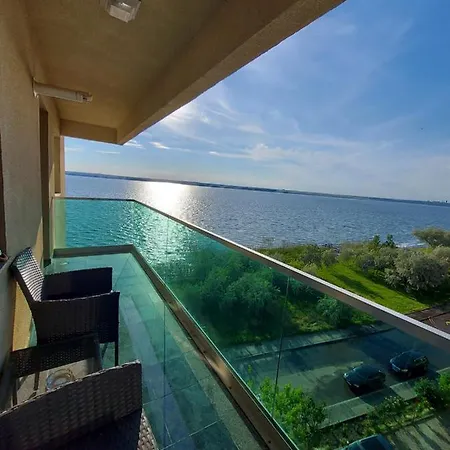 Sea Gem 2 - New, Stunning Views, And 200m To Apartment *